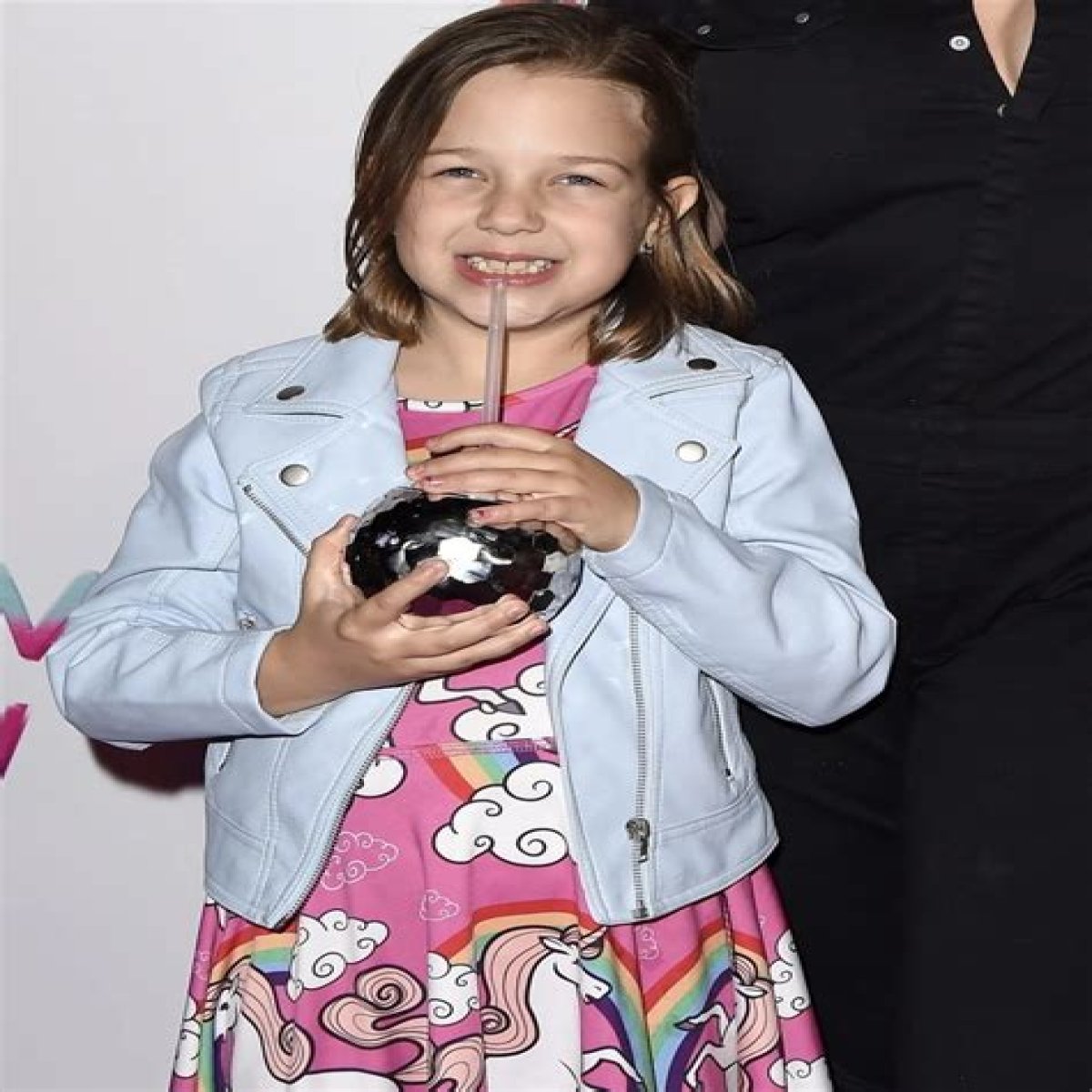 Beatrix Carlin Sweetin - Net Worth, Age, Height, Birthday, Bio, Wiki!
