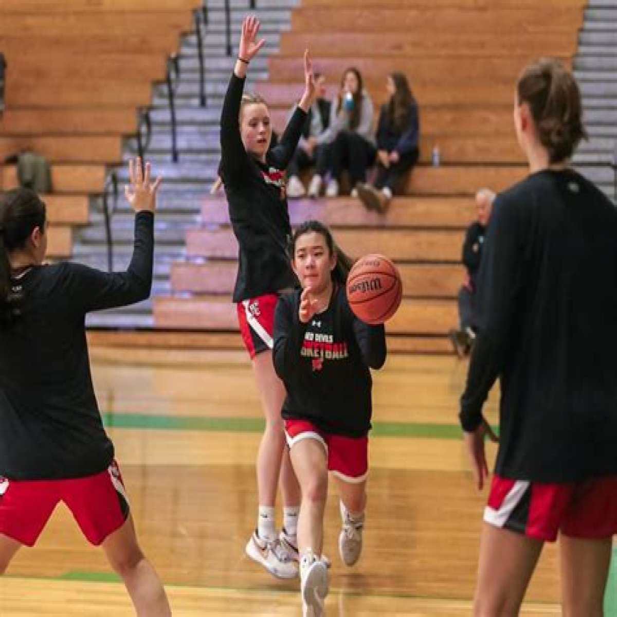 Hinsdale Central girls basketball practice (BA)