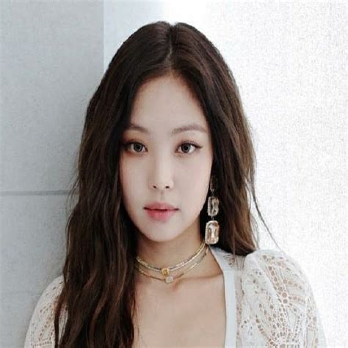 Jennie Kim's Guide To Youthful Beauty: Age, Height, And More