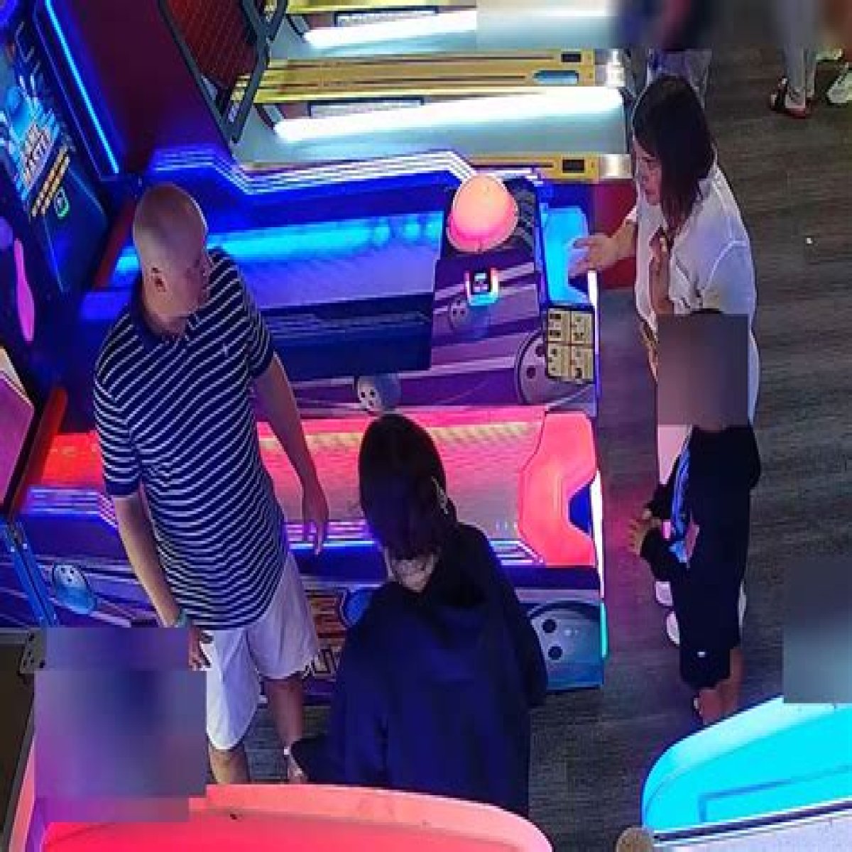 NJ police looking for woman who threw Skeeball at child's head during arcade argument